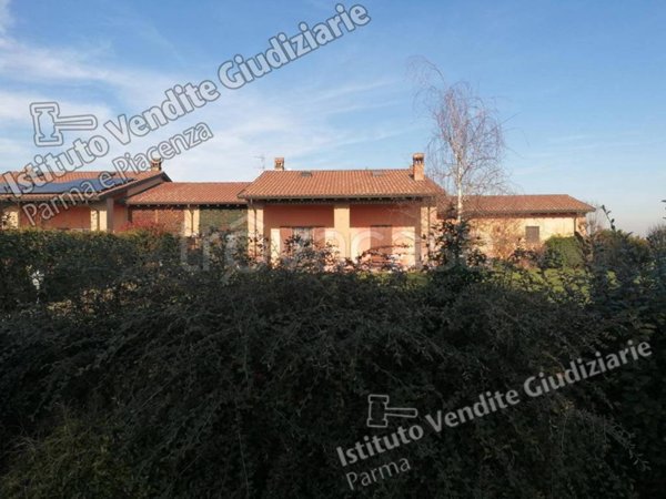 casa indipendente in vendita a Parma in zona San Pancrazio