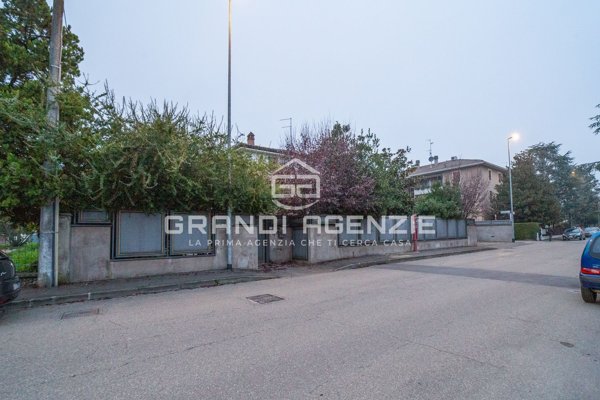 appartamento in vendita a Parma in zona Fognano