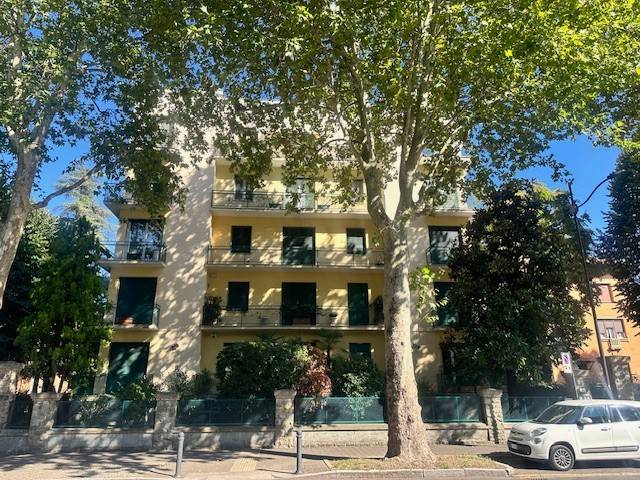 appartamento in vendita a Parma in zona Cittadella