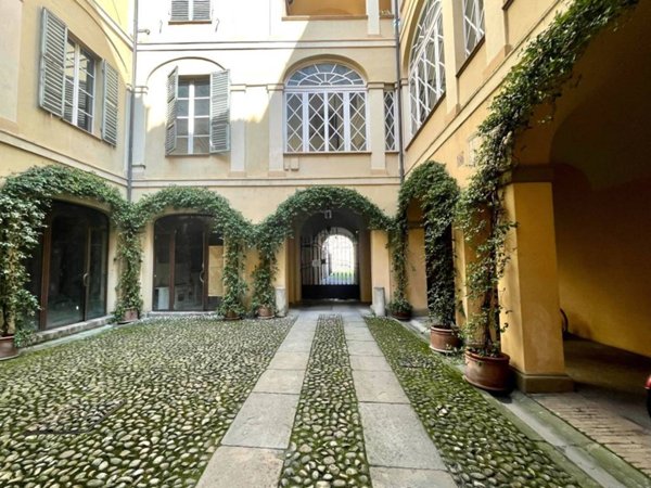 appartamento in vendita a Parma in zona Centro Storico