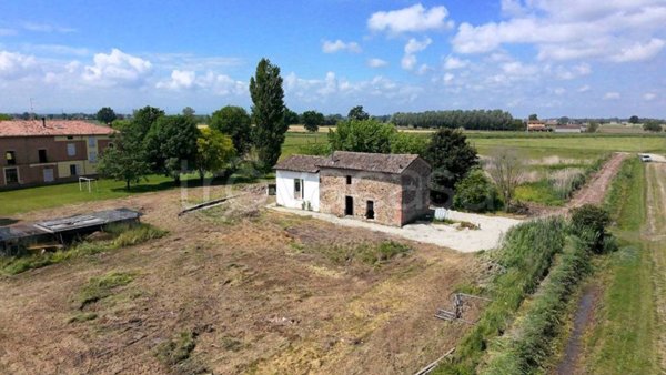 casa indipendente in vendita a Parma in zona Baganzola