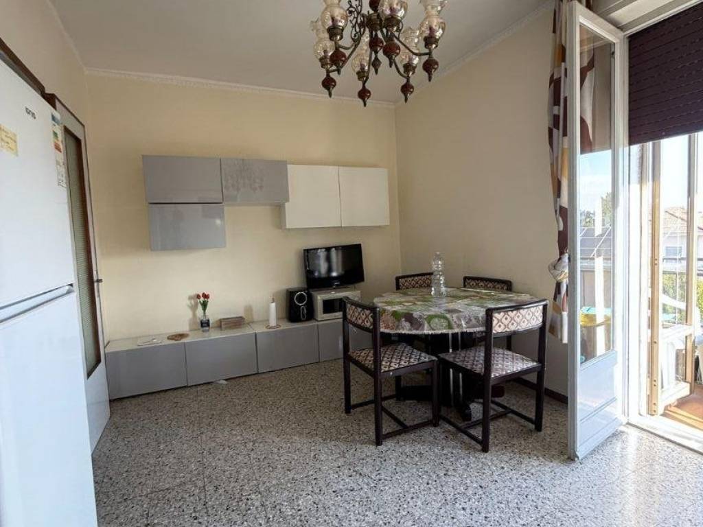 appartamento in vendita a Parma in zona Montanara