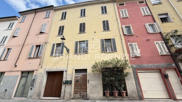 appartamento in vendita a Parma in zona Centro Storico