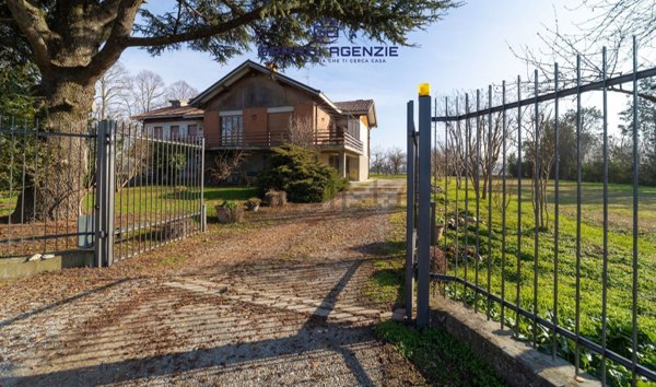 casa indipendente in vendita a Parma in zona Vigolante