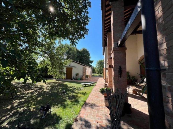 casa indipendente in vendita a Parma in zona Botteghino