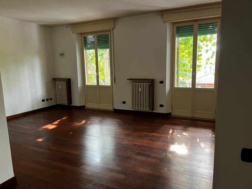 appartamento in vendita a Parma in zona Cittadella