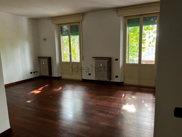 appartamento in vendita a Parma in zona Cittadella