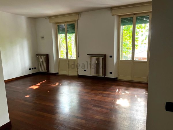 appartamento in vendita a Parma in zona Cittadella