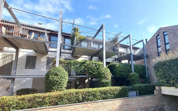 appartamento in vendita a Parma in zona Mariano