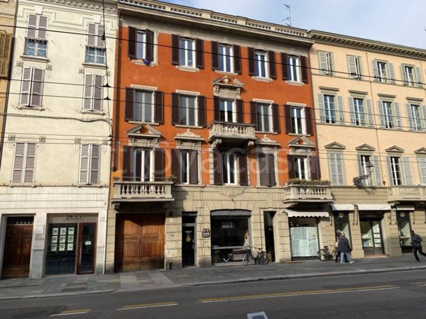 appartamento in vendita a Parma in zona Centro Storico