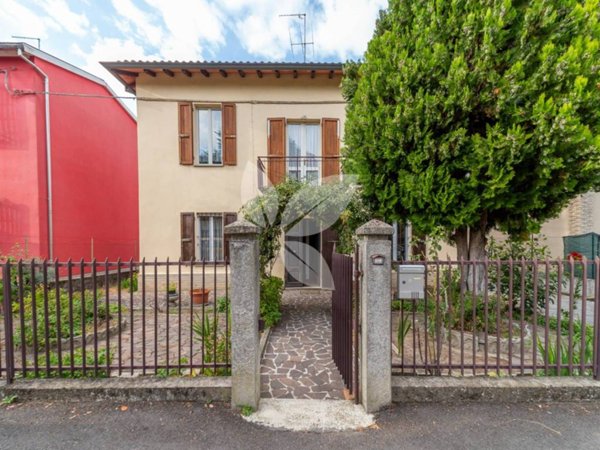 casa indipendente in vendita a Parma in zona San Leonardo