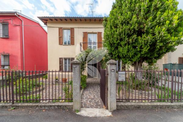 casa indipendente in vendita a Parma in zona San Leonardo