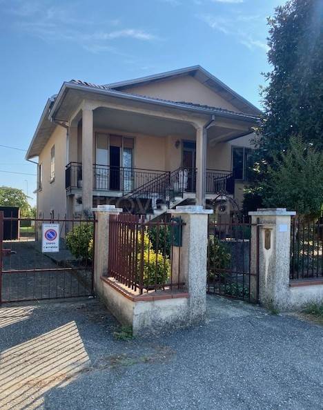 casa indipendente in vendita a Parma in zona Gaione