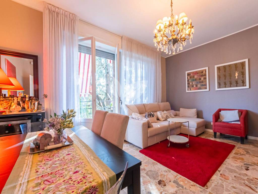 appartamento in vendita a Parma in zona Cittadella