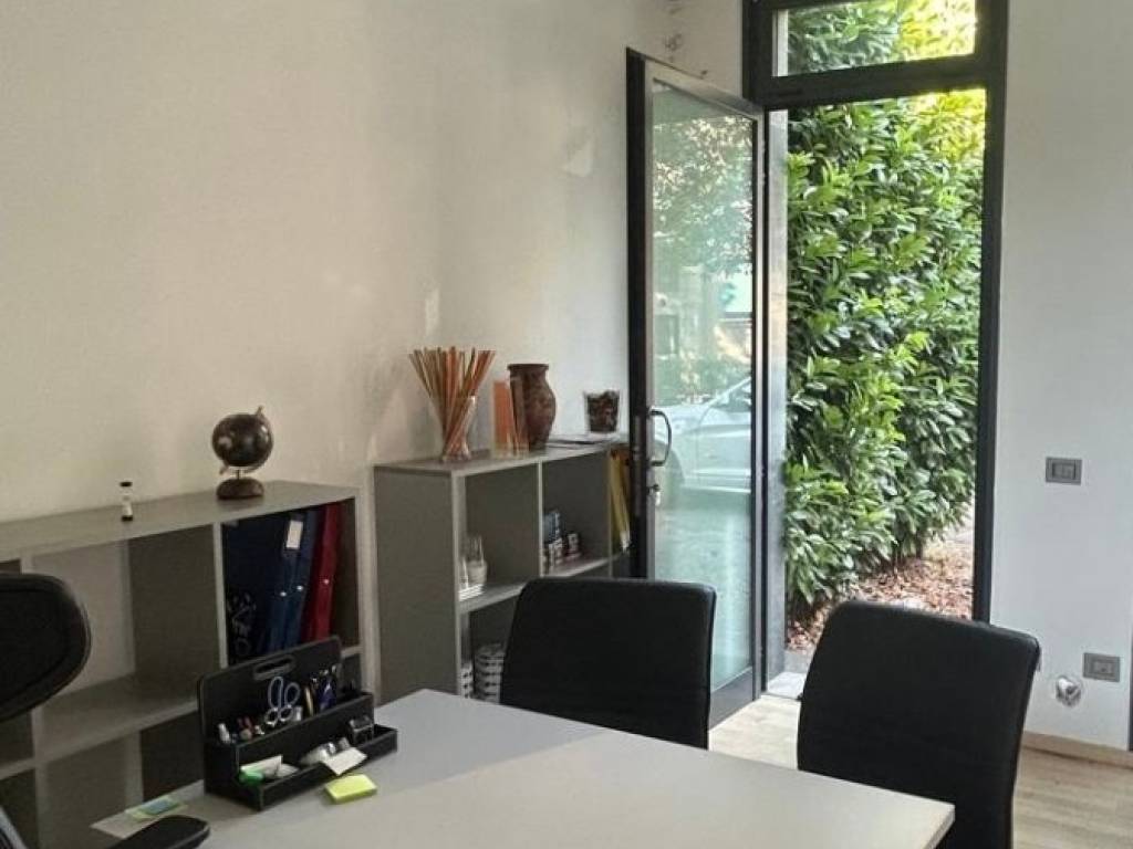 ufficio in vendita a Parma