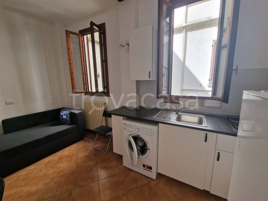 appartamento in vendita a Parma in zona Oltretorrente