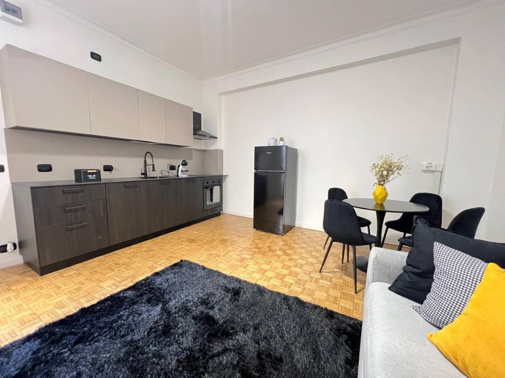 appartamento in vendita a Parma in zona Centro Storico