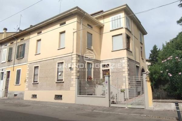 appartamento in vendita a Parma in zona Oltretorrente