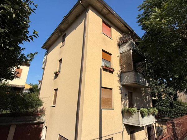 appartamento in vendita a Parma in zona San Lazzaro