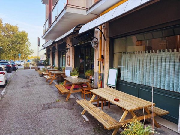 negozio in vendita a Parma in zona San Leonardo