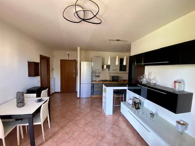 appartamento in vendita a Parma in zona Cittadella