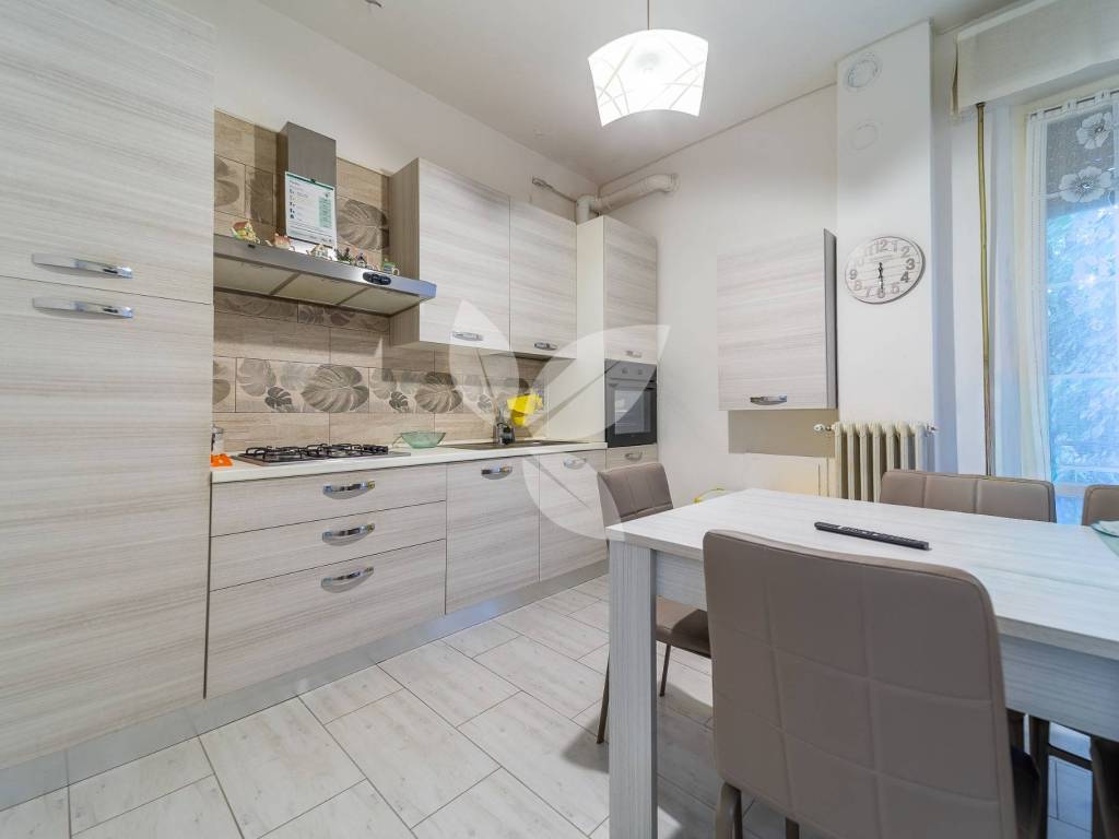 appartamento in vendita a Parma in zona Montanara