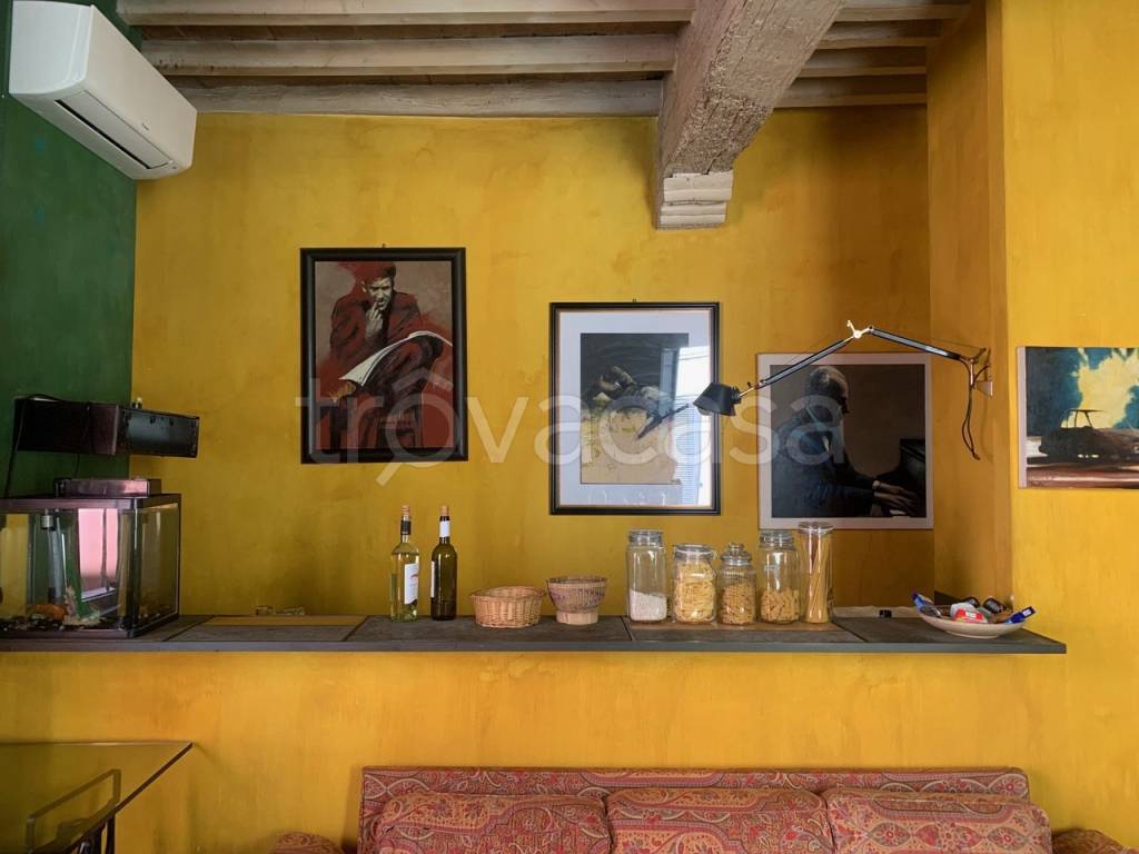 appartamento in vendita a Parma in zona Centro Storico