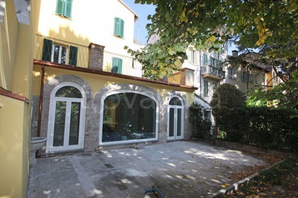 appartamento in vendita a Parma in zona Centro Storico