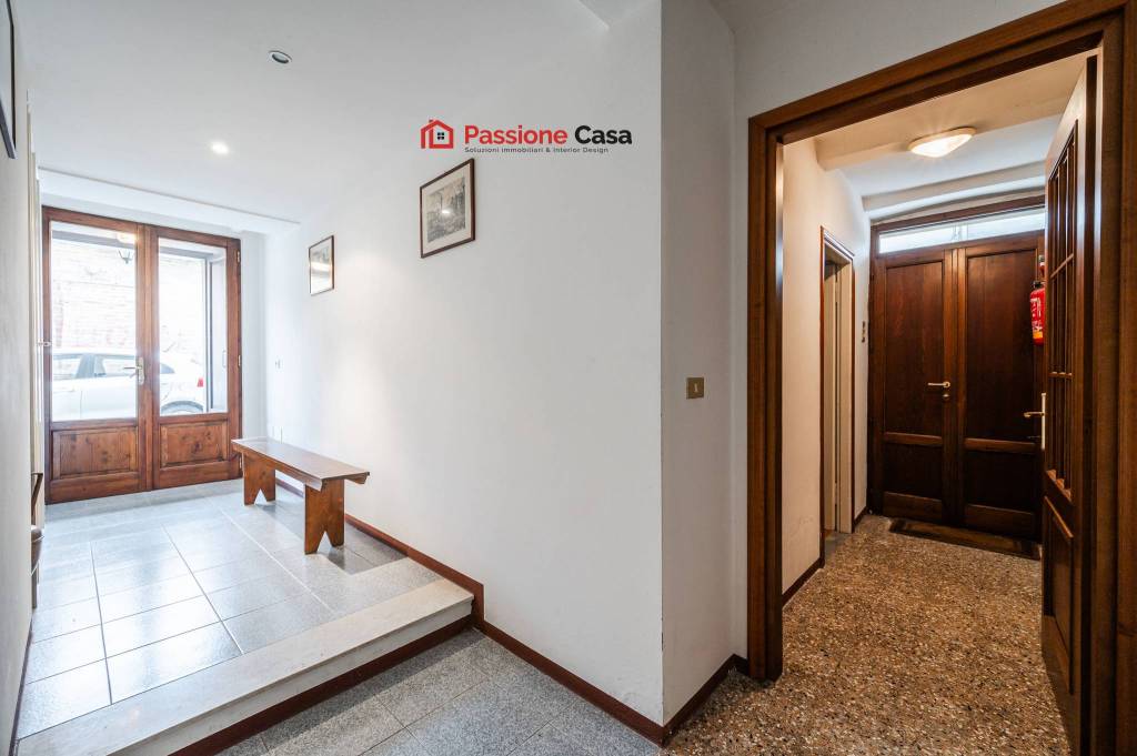 appartamento in vendita a Parma in zona Carignano
