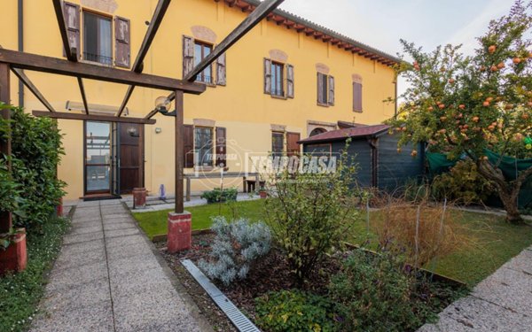 appartamento in vendita a Parma in zona Pedrignano