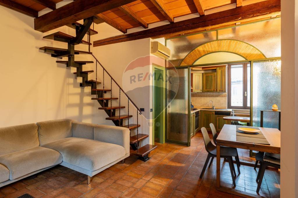 appartamento in vendita a Parma in zona Centro Storico