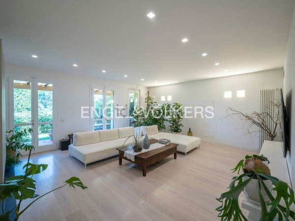 casa indipendente in vendita a Parma in zona Mariano