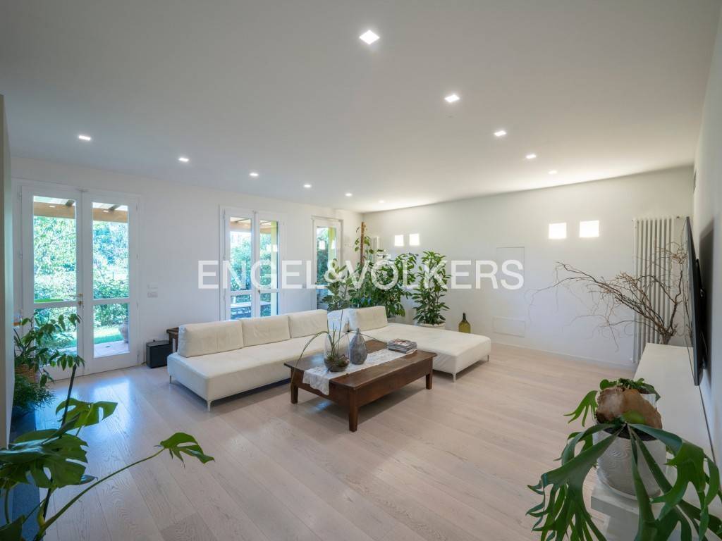 casa indipendente in vendita a Parma in zona Mariano