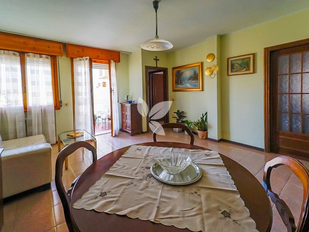 appartamento in vendita a Parma in zona Cittadella