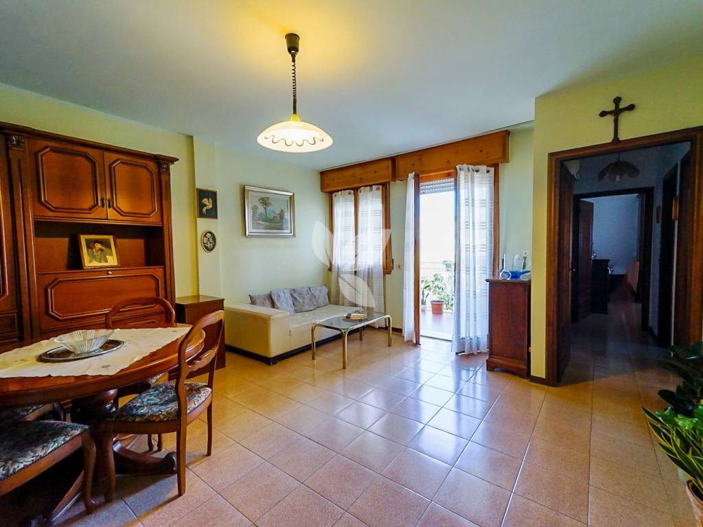 appartamento in vendita a Parma in zona Cittadella