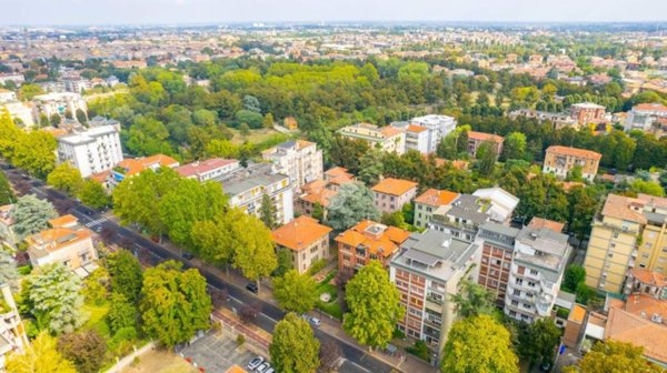 appartamento in vendita a Parma in zona Cittadella