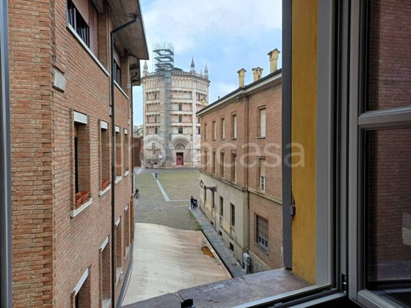 appartamento in vendita a Parma in zona Centro Storico