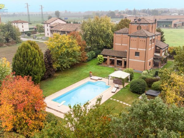 casa indipendente in vendita a Parma in zona Gaione