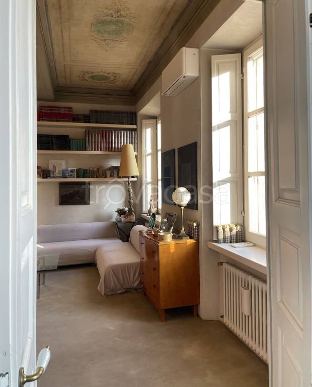 appartamento in vendita a Parma in zona Centro Storico