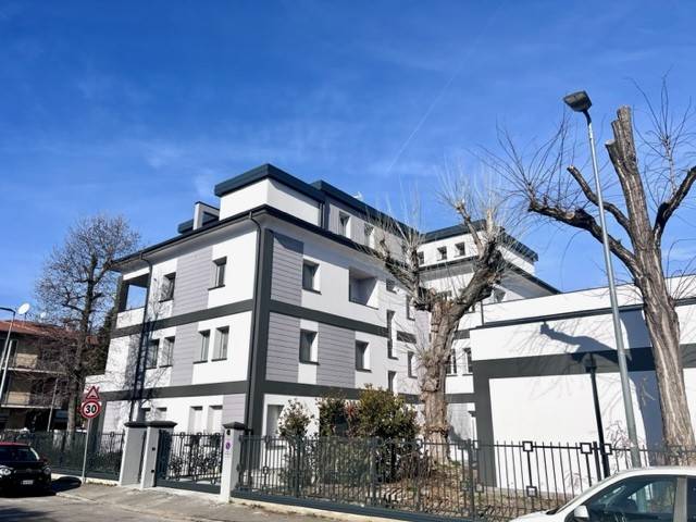 appartamento in vendita a Parma in zona San Lazzaro