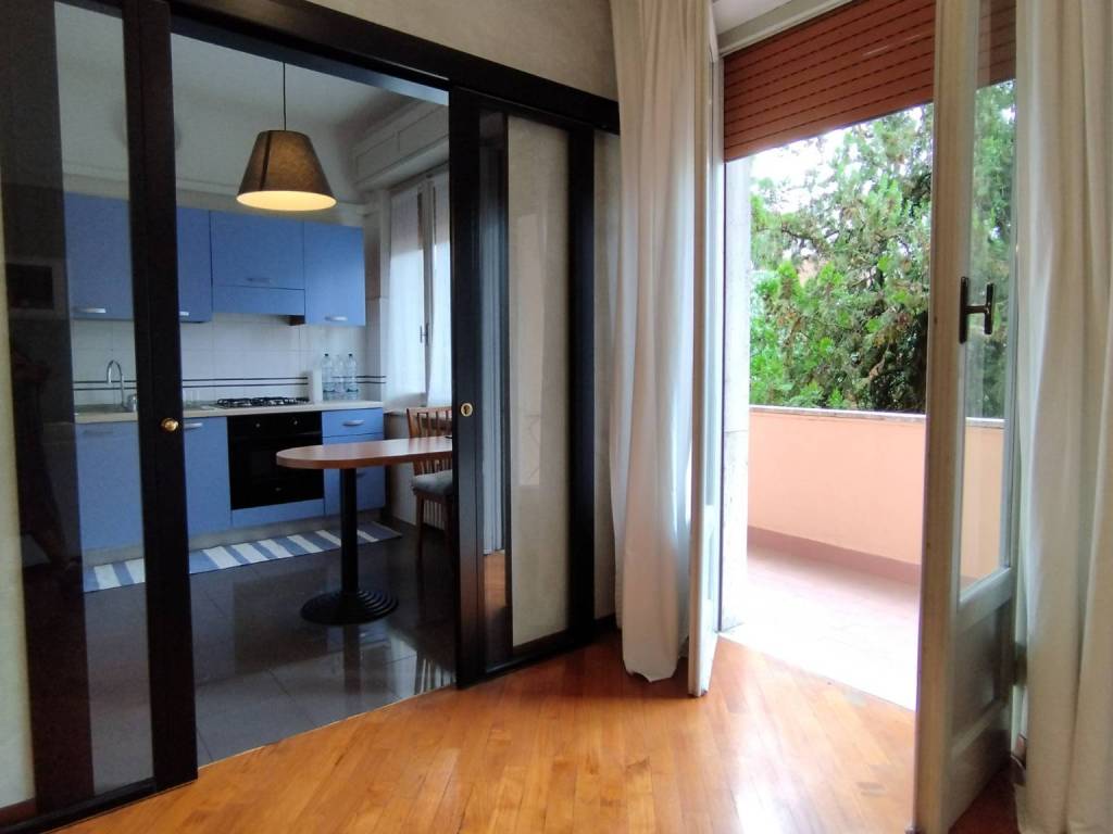 appartamento in vendita a Parma in zona Cittadella