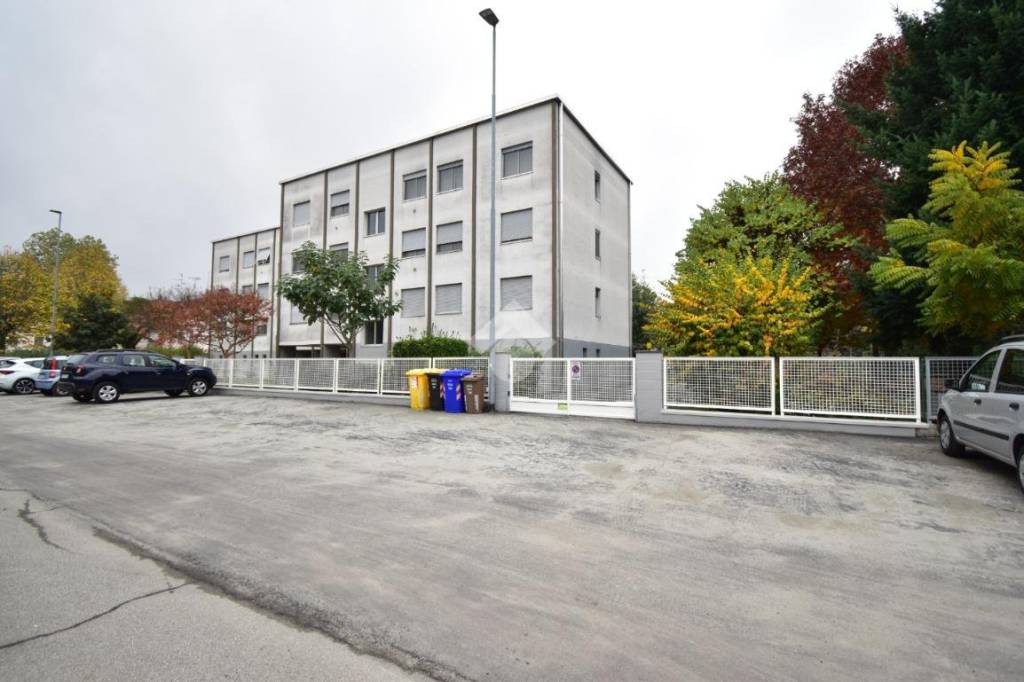 appartamento in vendita a Parma in zona Corcagnano