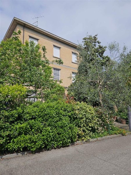 appartamento in vendita a Parma in zona Corcagnano