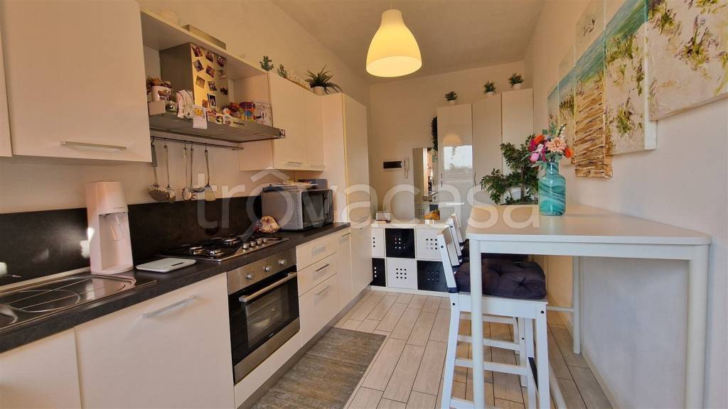 appartamento in vendita a Parma in zona Cittadella