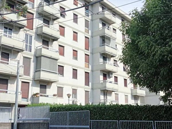 appartamento in vendita a Parma in zona San Lazzaro