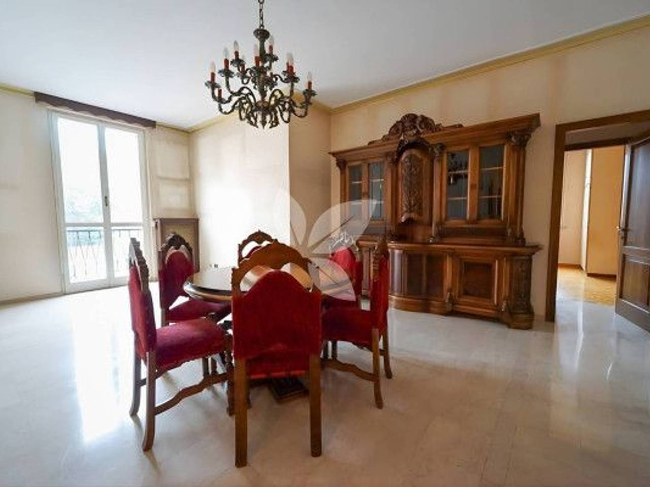 appartamento in vendita a Parma in zona Centro Storico