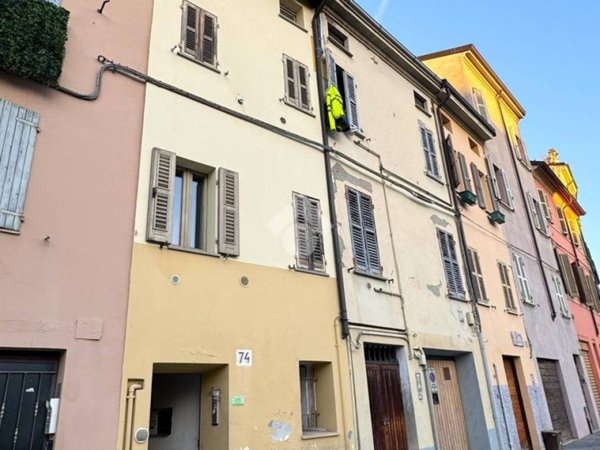 appartamento in vendita a Parma in zona Centro Storico