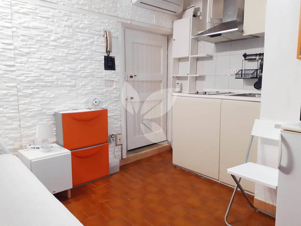 appartamento in vendita a Parma in zona Oltretorrente