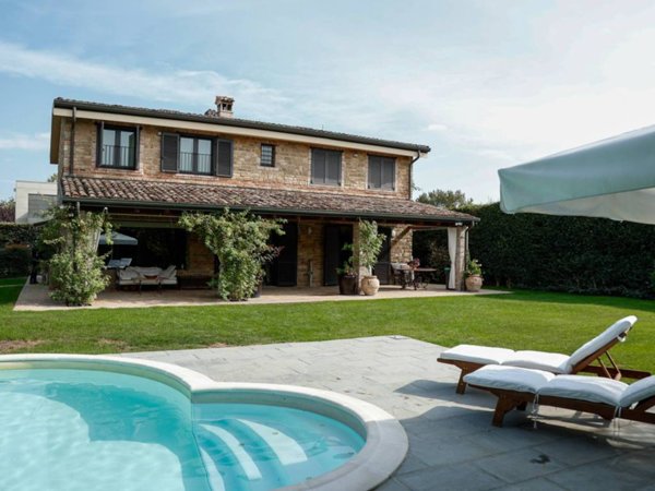casa indipendente in vendita a Parma in zona Mariano