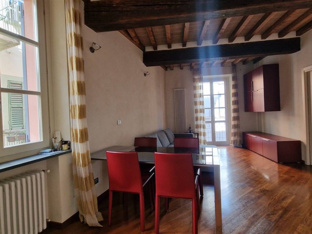 appartamento in vendita a Parma in zona Centro Storico